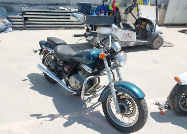 Suzuki GZ250