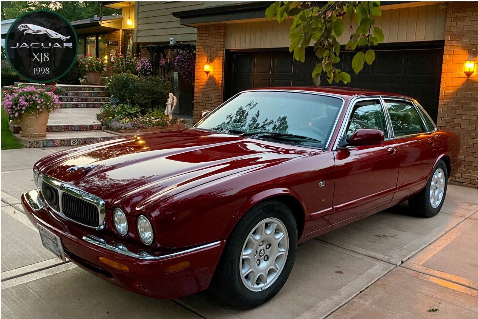 Jaguar XJ