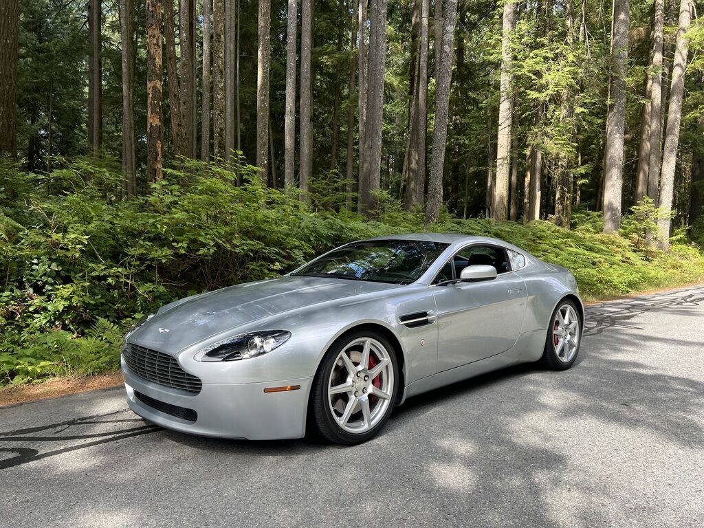 Aston Martin V8 Vantage