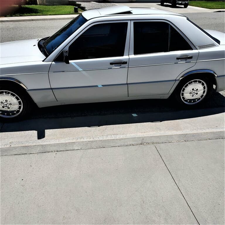 Mercedes-Benz 190