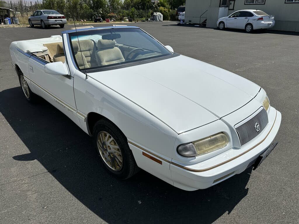 Chrysler LeBaron
