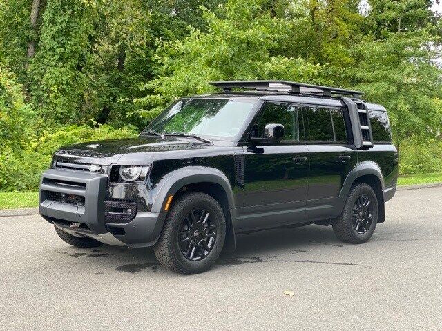 2023 LAND ROVER Defender