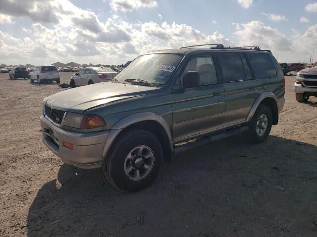 Mitsubishi Montero Sport