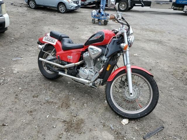 Honda VT600CD (SHADOW VLX DELUXE)
