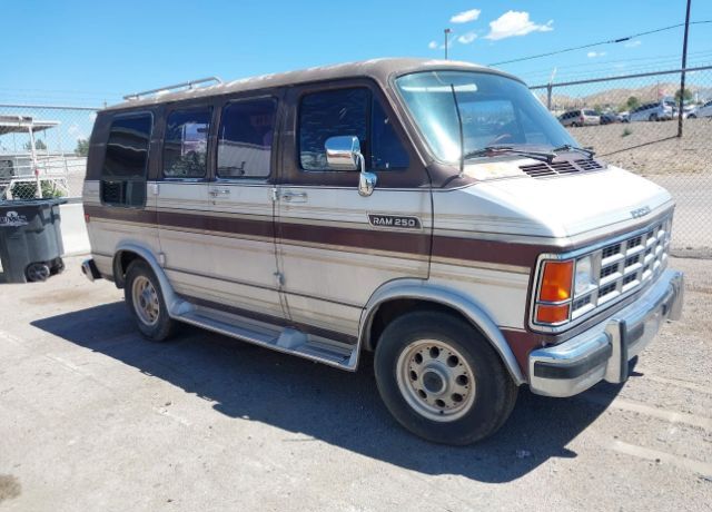 Dodge Ram Van