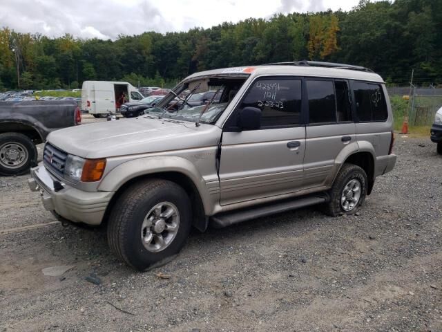 Mitsubishi Montero