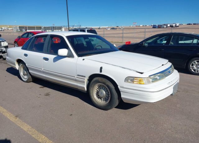 Ford Crown Victoria