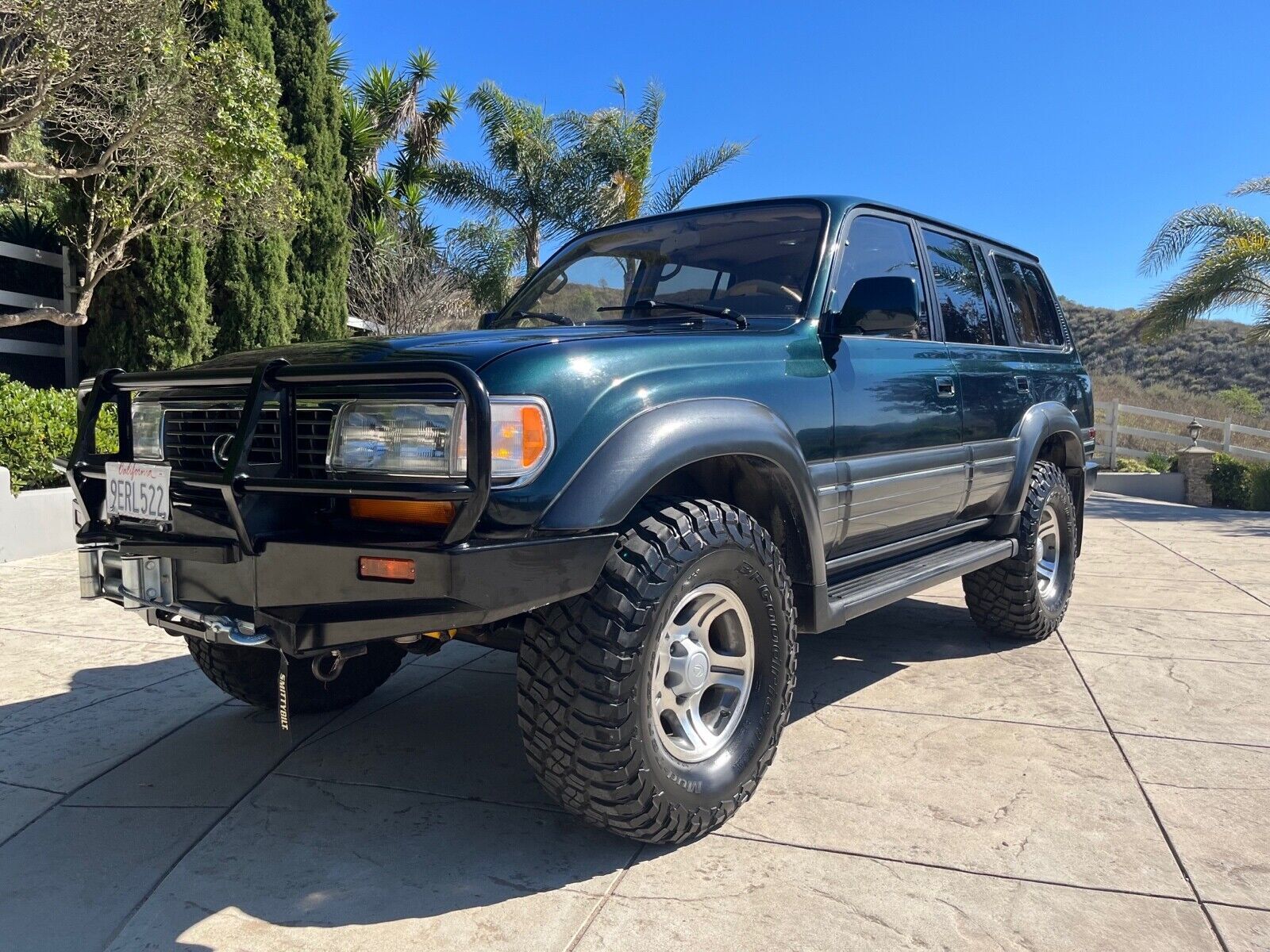 Lexus LX