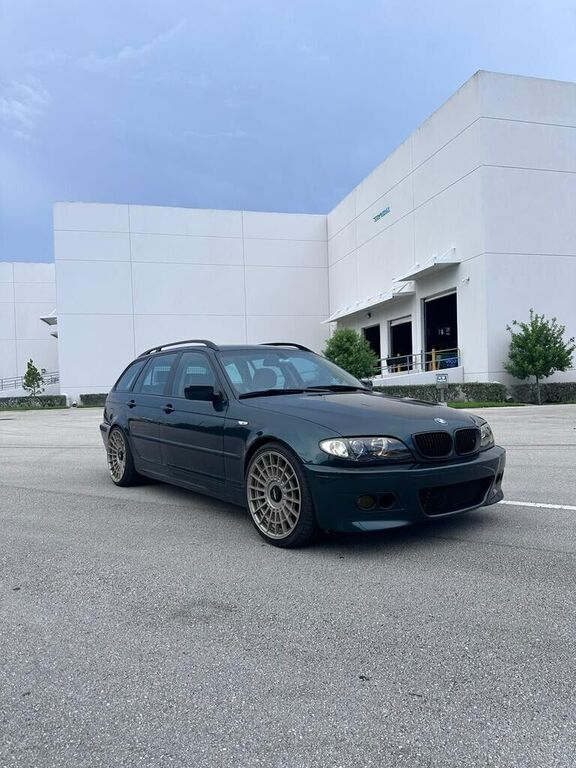 BMW 325xiT