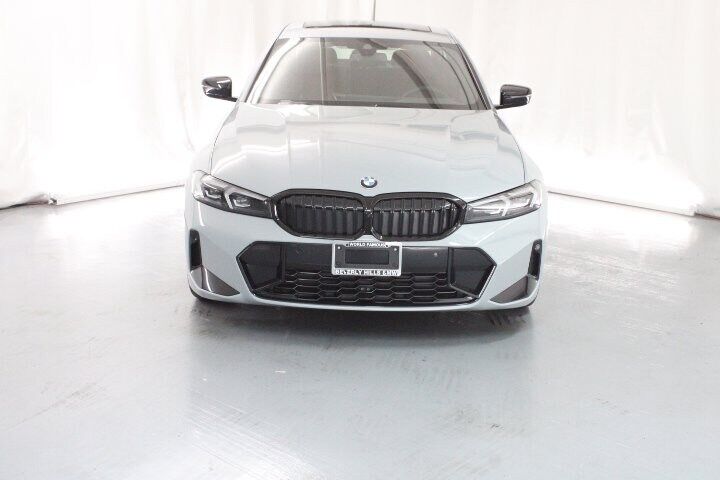 2023 BMW 330i
