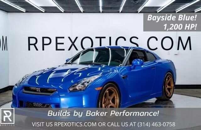Nissan GT-R