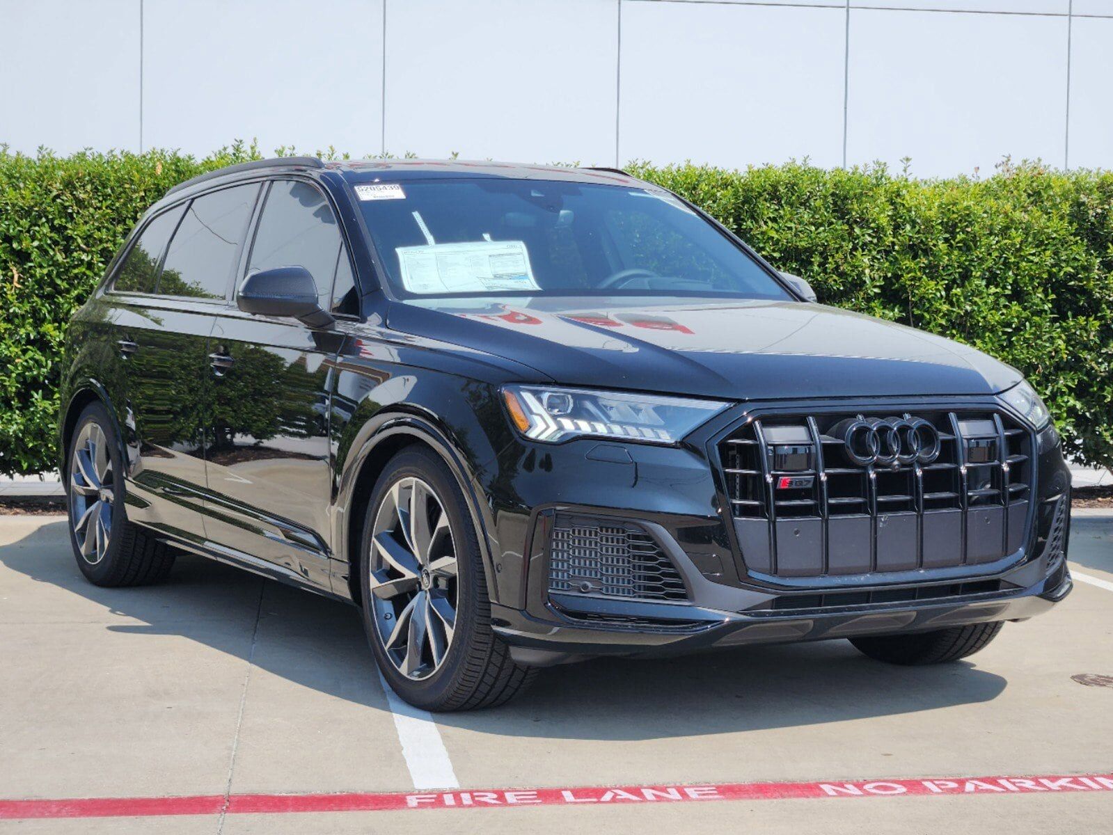 2023 Audi SQ7