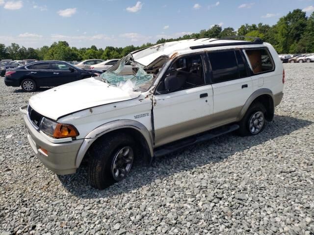 Mitsubishi Montero Sport