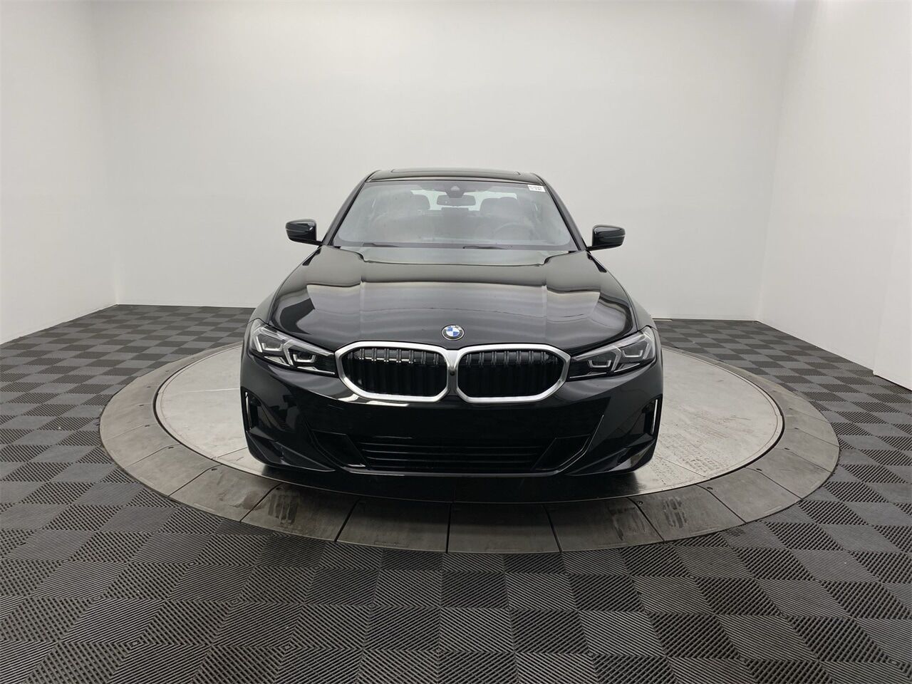 2023 BMW 330i