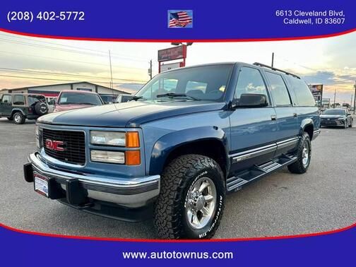 GMC Suburban