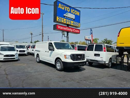 2018 NISSAN NV