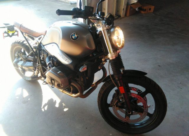 BMW R nineT