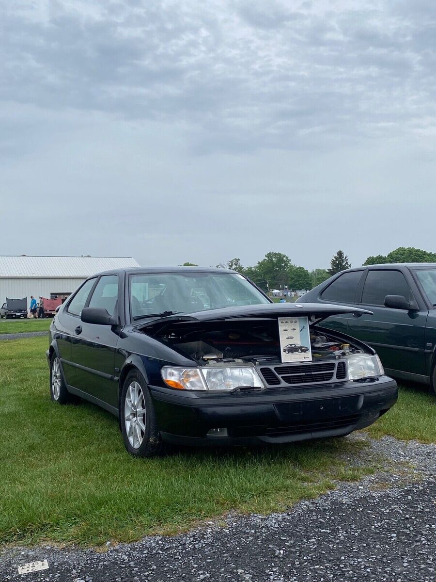 Saab 900