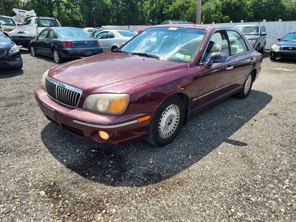 Hyundai XG300
