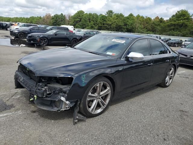 Audi S8