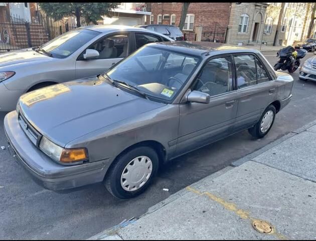 Mazda Protege