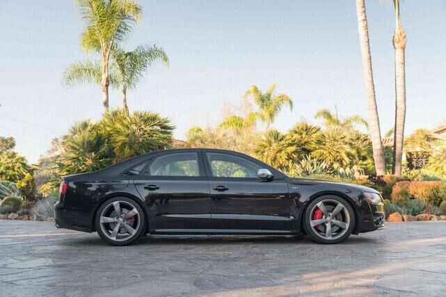 Audi S8