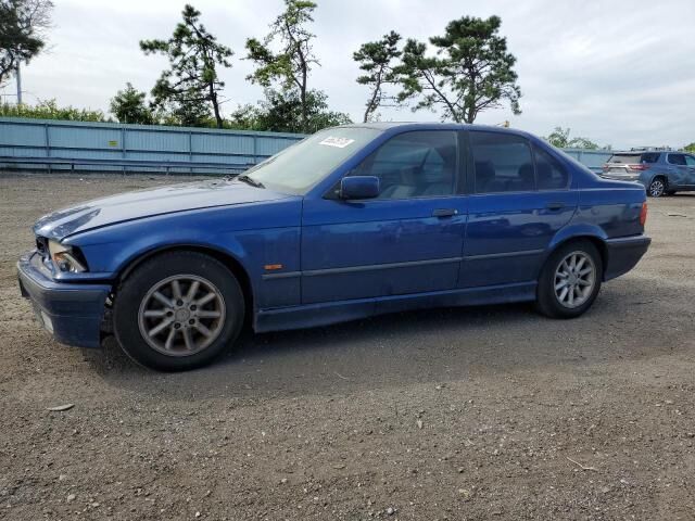 BMW 328i