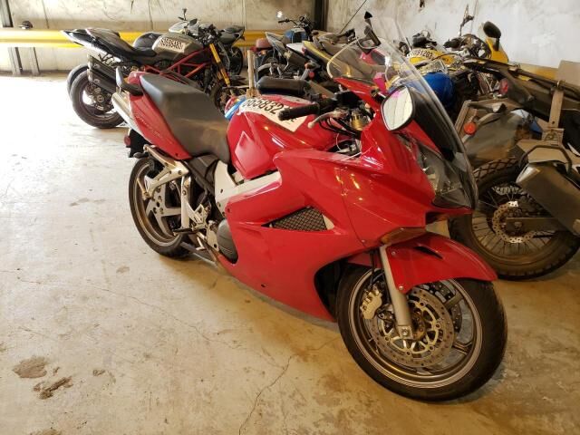 Honda VFR800A (INTERCEPTOR)