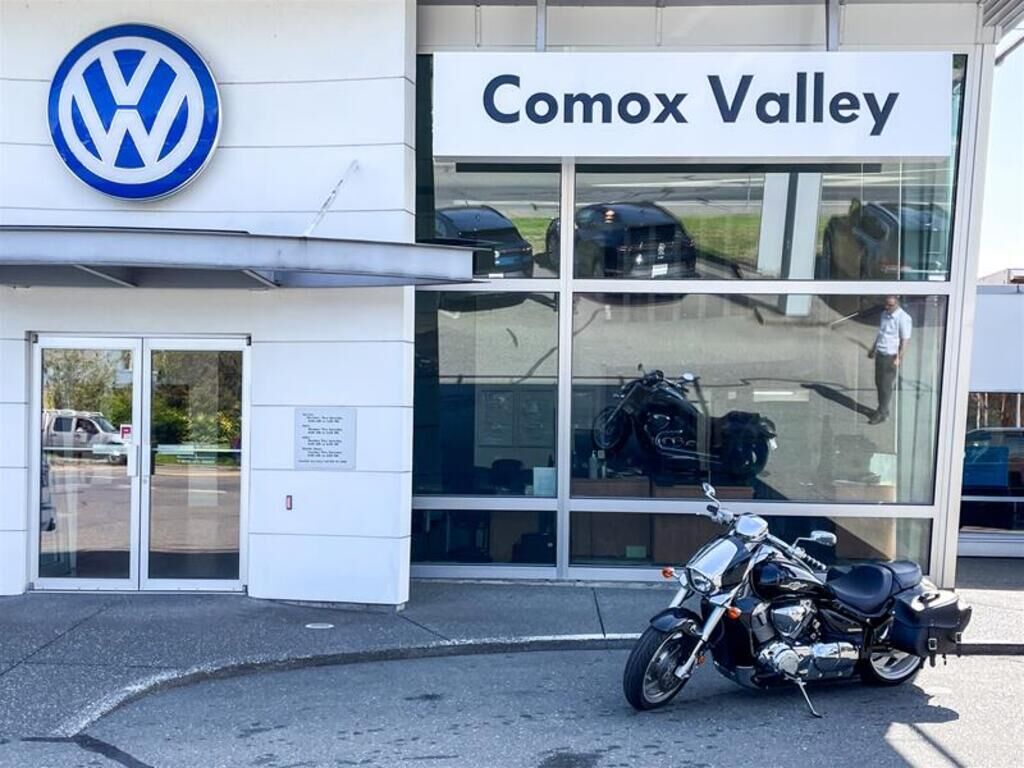 Suzuki VZR1800