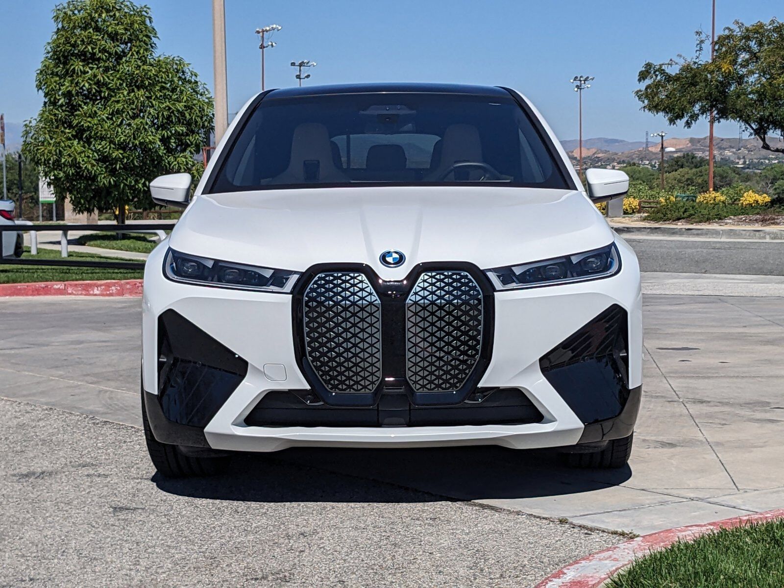 2023 BMW iX