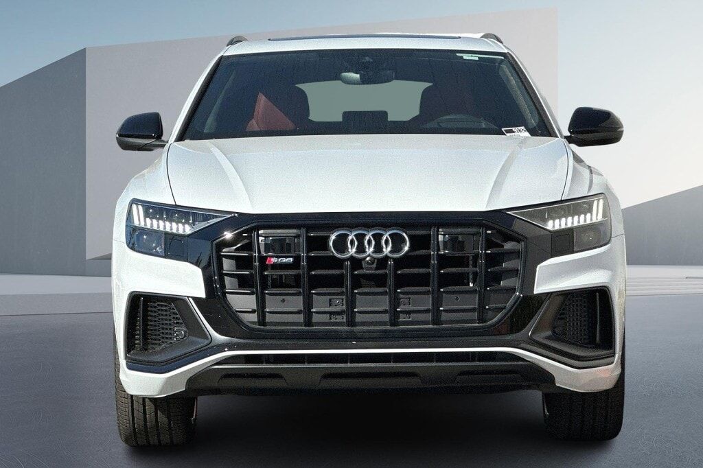 2023 Audi SQ8