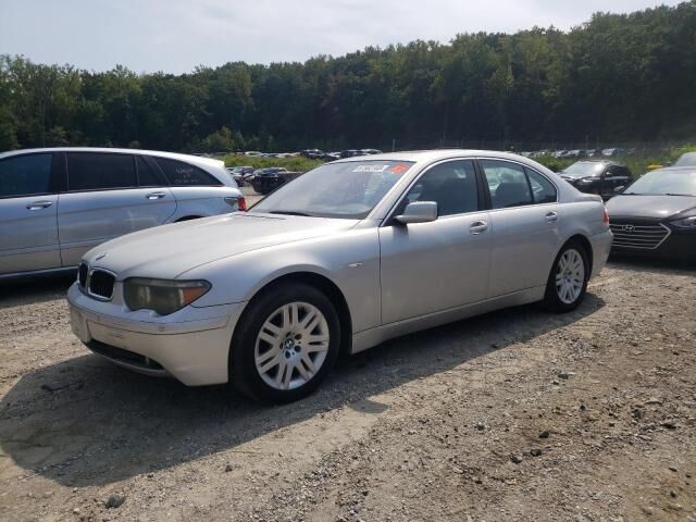 BMW 745i