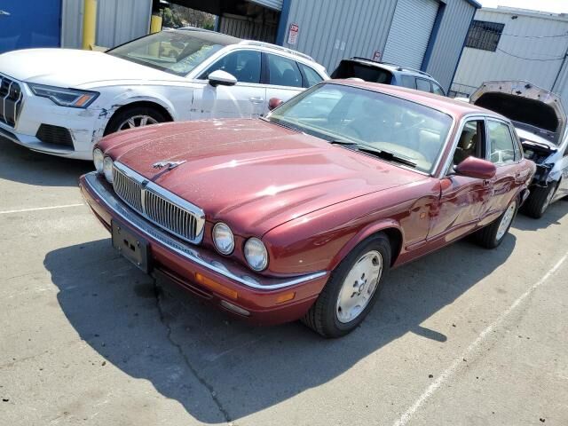 Jaguar XJ6