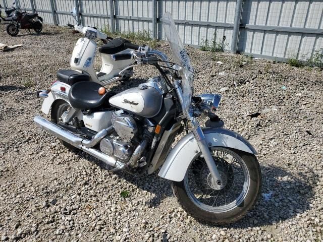 Honda VT750 (Shadow Aero)