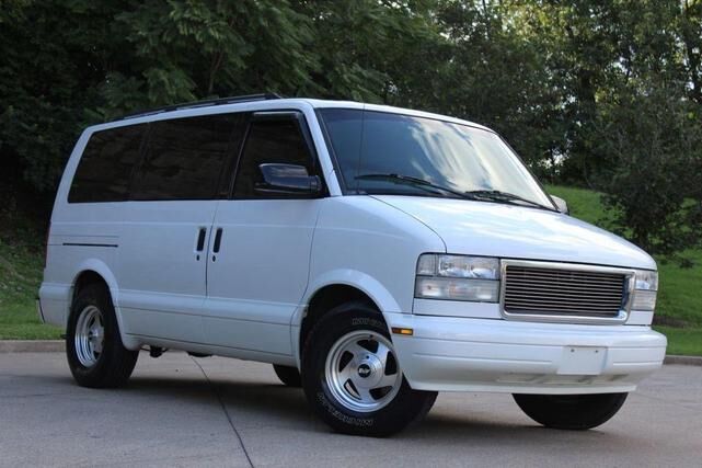 GMC Safari