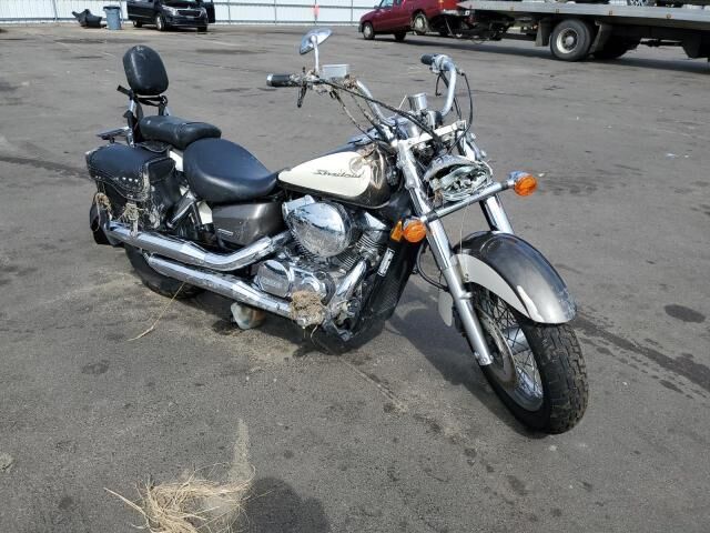 Honda VT750 (Shadow Aero)
