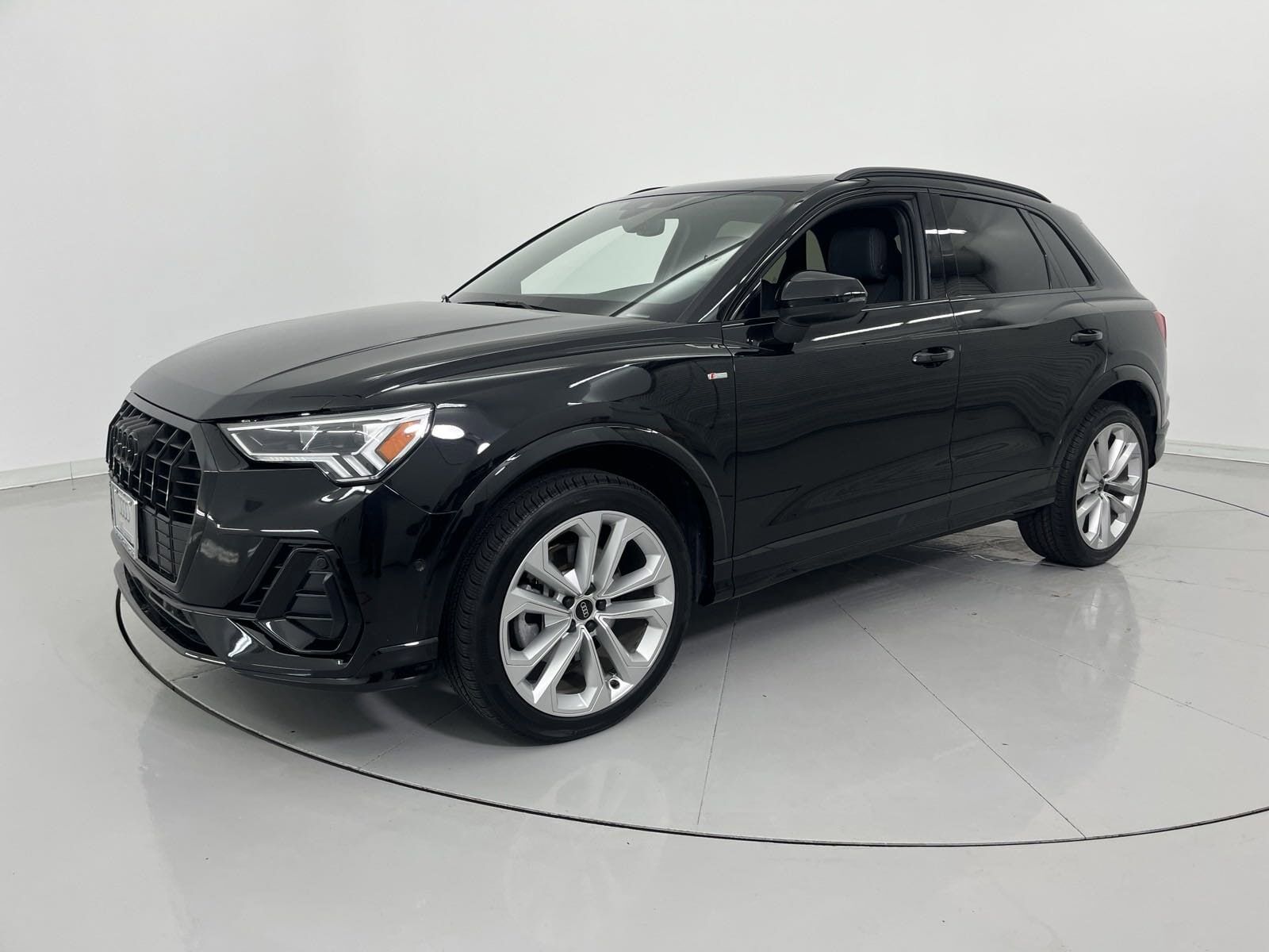2021 Audi Q3