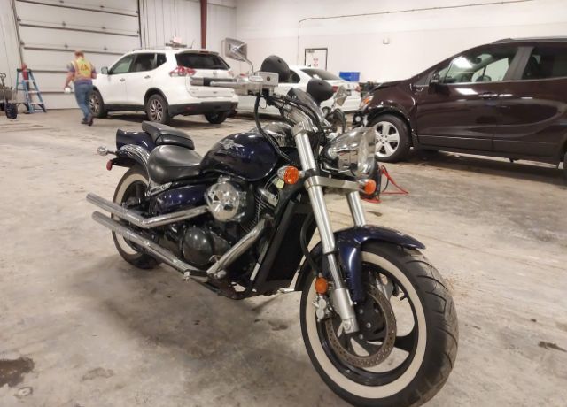Suzuki VZ800
