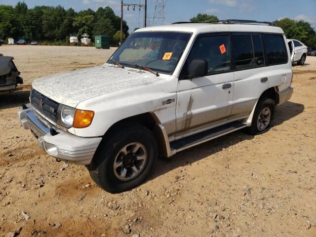 Mitsubishi Montero