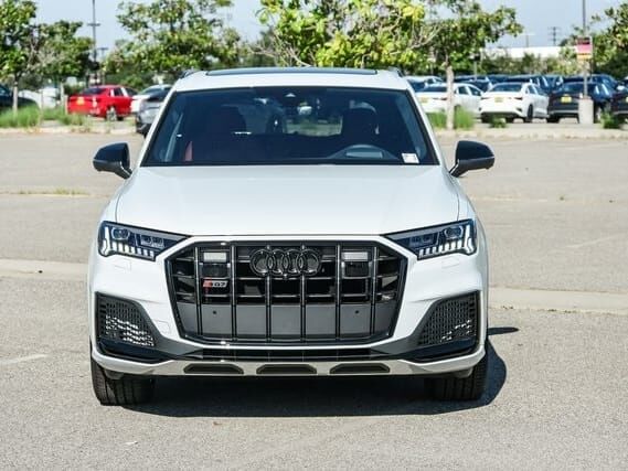 2023 Audi SQ7