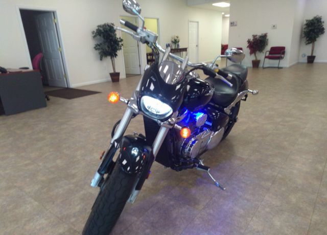 Suzuki VZ800L