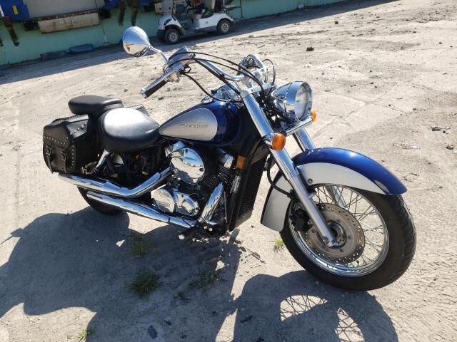 Honda VT750 (Shadow Aero)