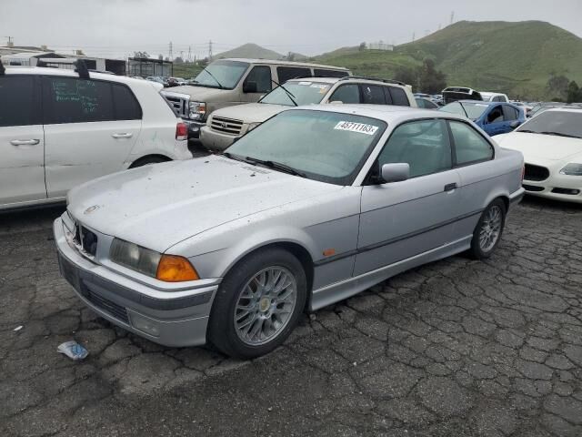 BMW 328iS