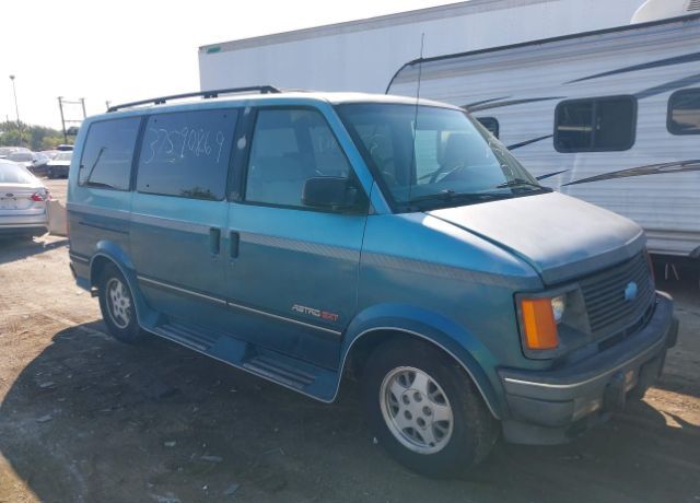 Chevrolet Astro Van