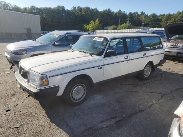 Volvo 240 Series