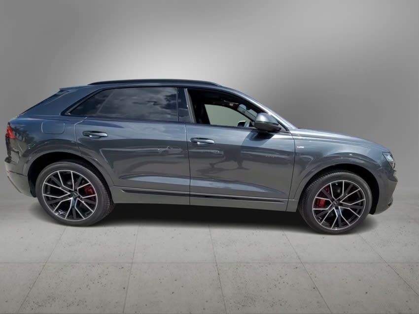 2023 Audi Q8