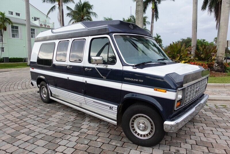 Ford E-150