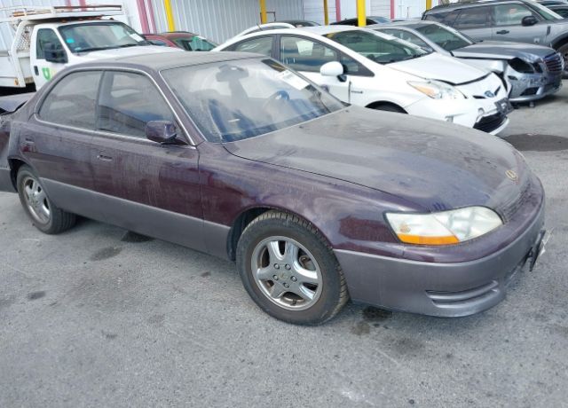 Lexus ES