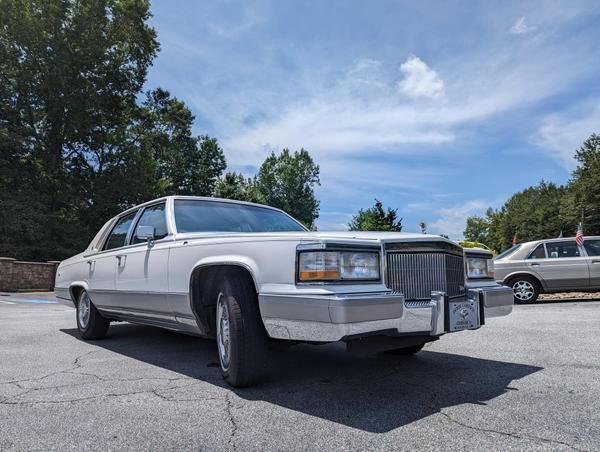 Cadillac Brougham