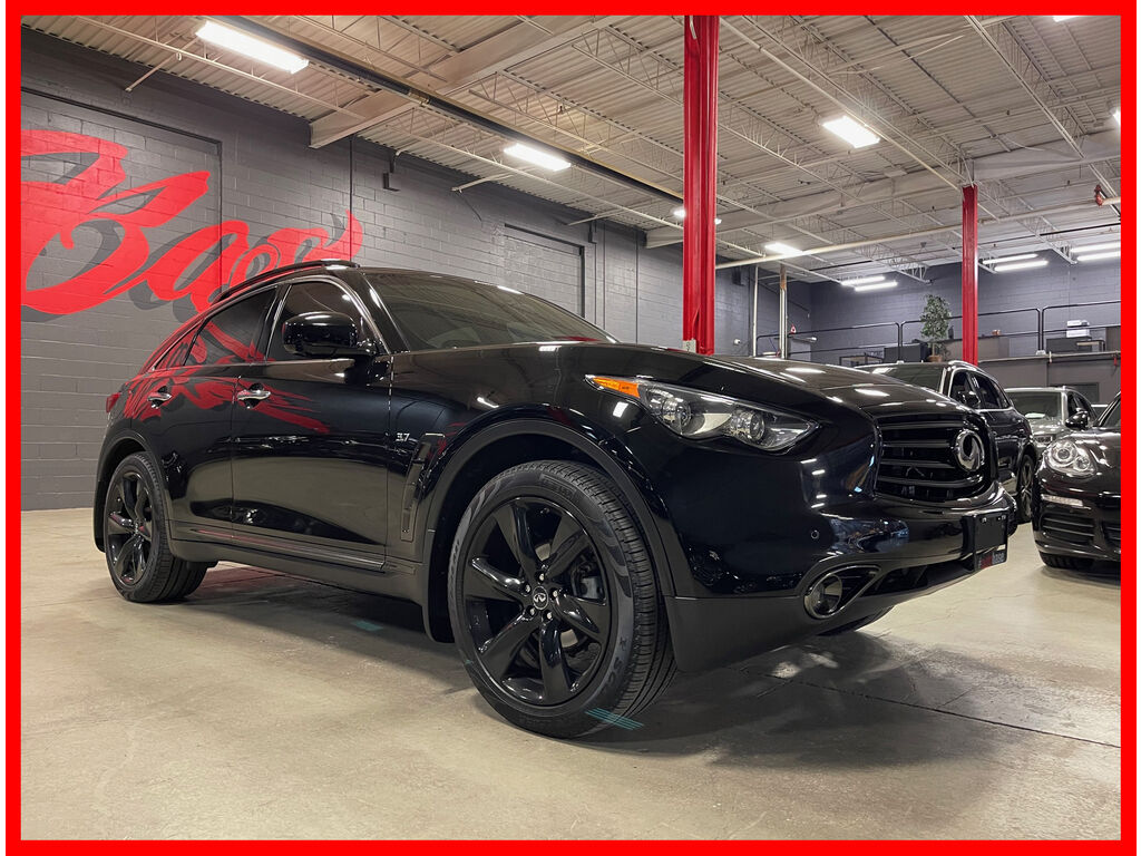 Infiniti QX70